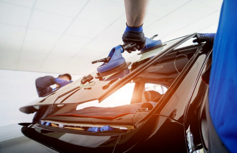 How Car Windshield Repair Keeps You Safe
