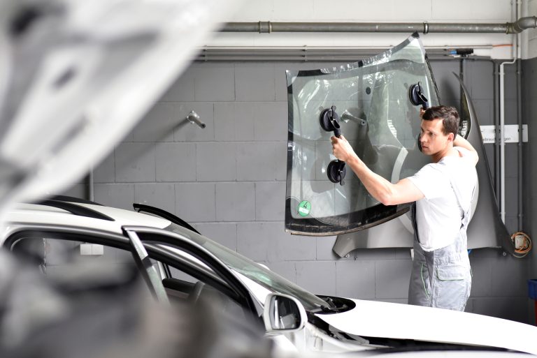 How Long Does Windshield Replacement Take?